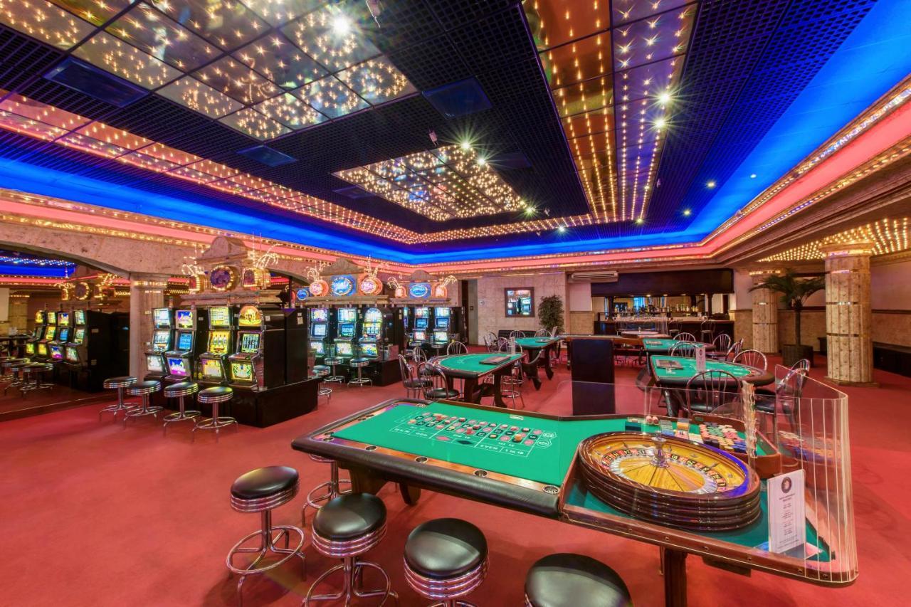 カタロニア ロイヤル ババロ オールインクルーシブ 大人専用 プンタ・カナ エクステリア 写真 Casino Austria Vienna