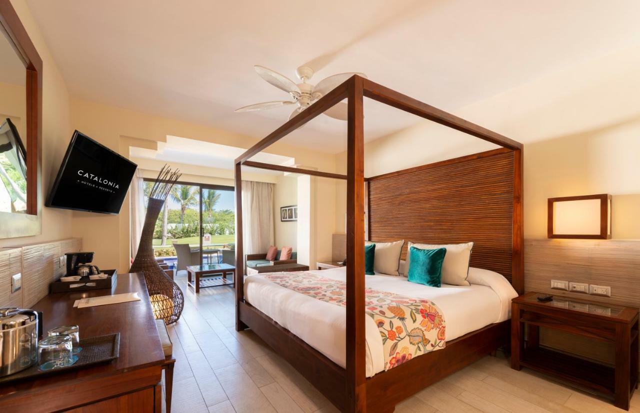 カタロニア ロイヤル ババロ オールインクルーシブ 大人専用 プンタ・カナ エクステリア 写真 A room at the hotel