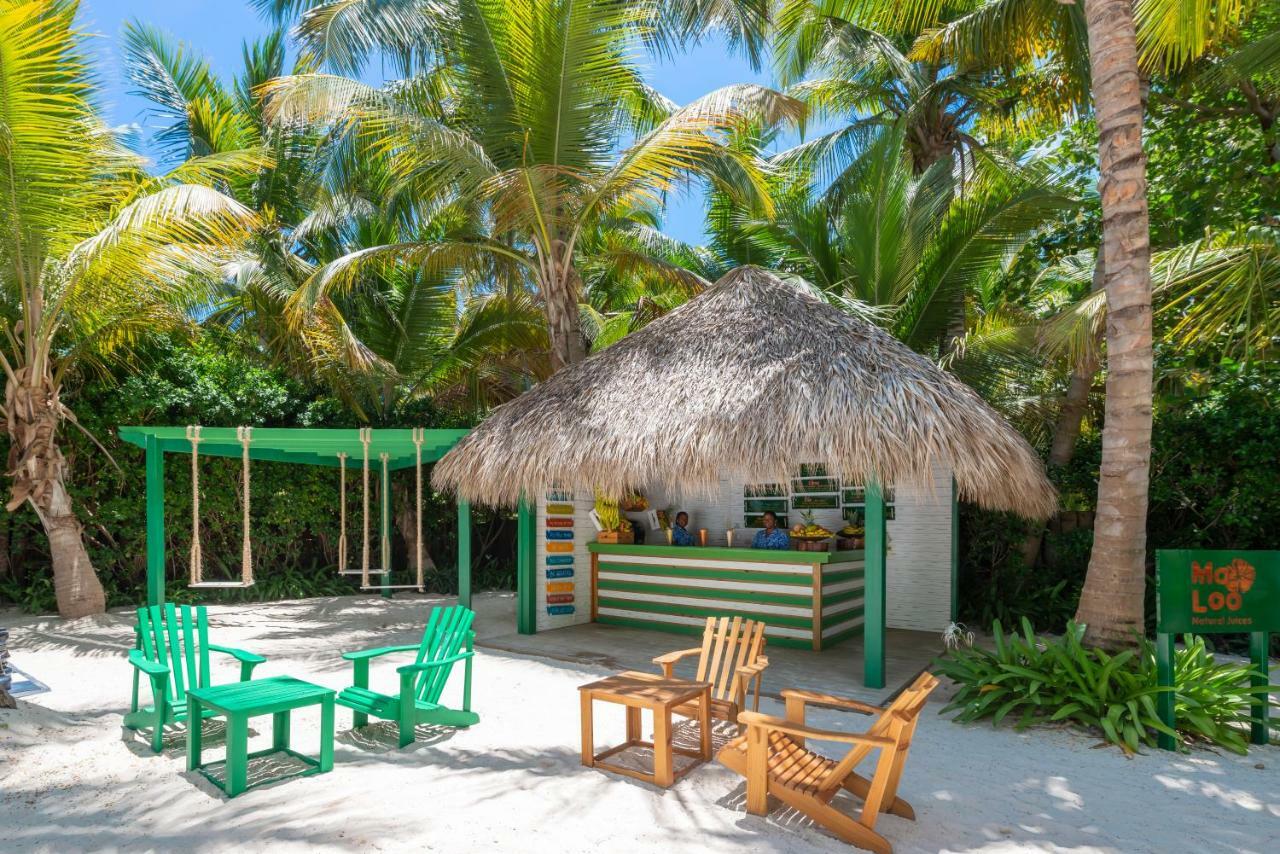 カタロニア ロイヤル ババロ オールインクルーシブ 大人専用 プンタ・カナ エクステリア 写真 A beach bar in Maldives